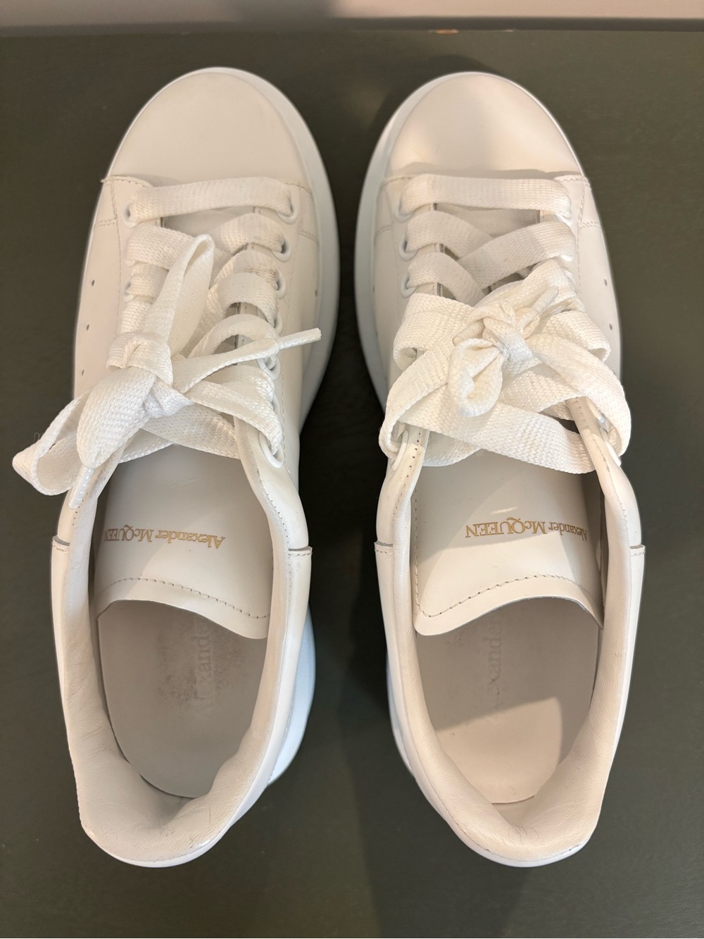 Alexander McQueen Cream-White Chunky Leather Sneakers - Picture 3 of 9